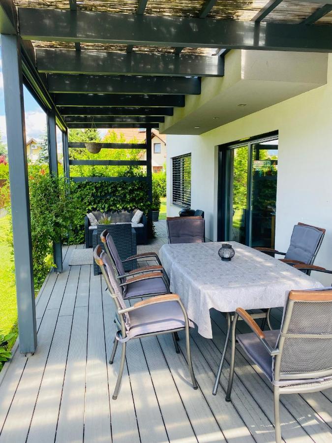 Spacious Family Home Near Bled - Modern & Cozy 라도블리차 외부 사진