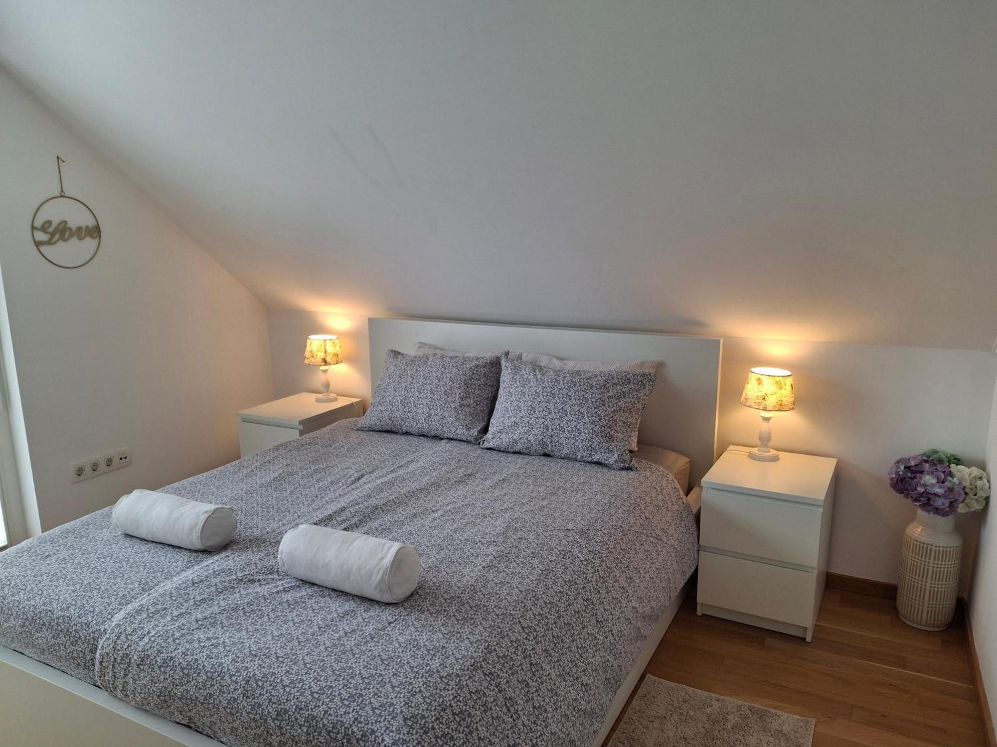 Spacious Family Home Near Bled - Modern & Cozy 라도블리차 외부 사진